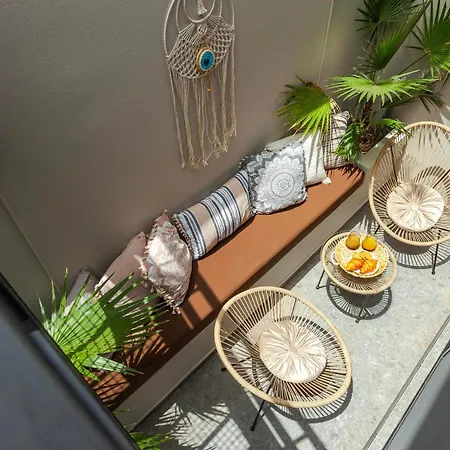 Chrysma Urban Living Apartment Rhodes City
